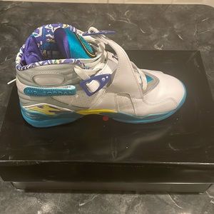 Woman’s Air Jordan 8 Retro